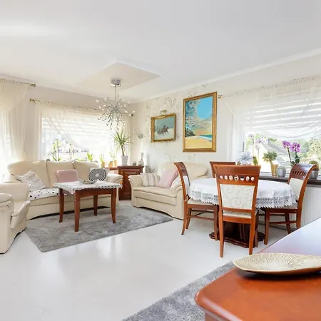 威拉民宿 3* 里沃