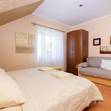 Willa Studio Bed & Breakfast Rewal