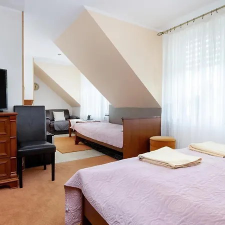 威拉民宿 3* 里沃