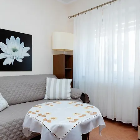 Willa Studio Bed & Breakfast Rewal