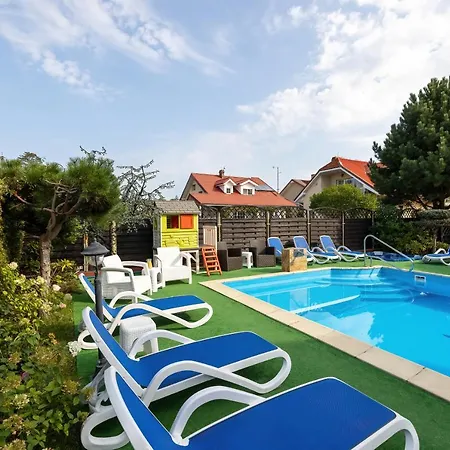 Willa Studio Bed & Breakfast 4*