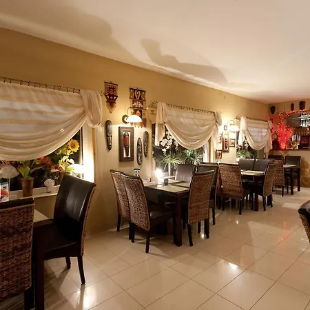 住宿加早餐酒店 威拉民宿